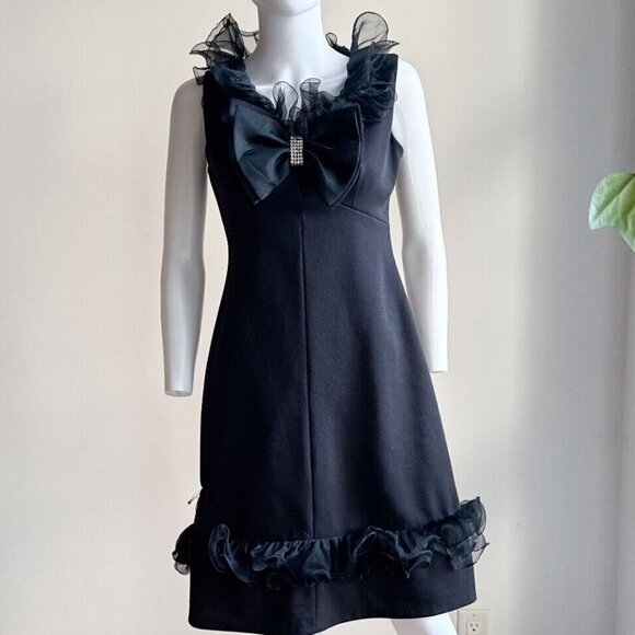 Unbranded Dresses & Skirts - Vintage Black Little Black Dress w Ruffle Detail S